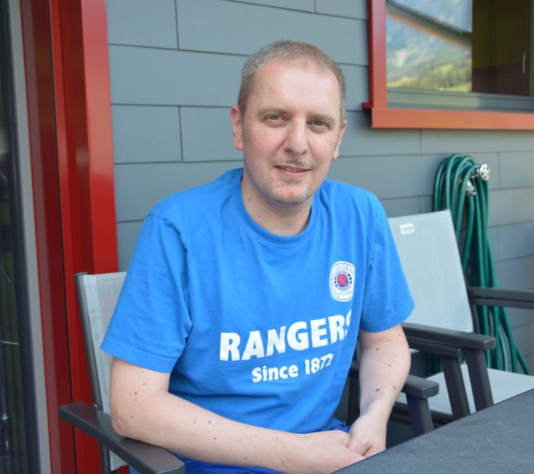 Interview mit dem Dudelsack-Spieler Rolf Heinzer: Er trat im Sommer ...